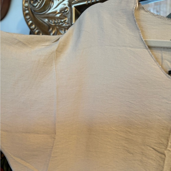 Italian Linen Silver Stitch Top, Made In Italy - Picture 9 of 12